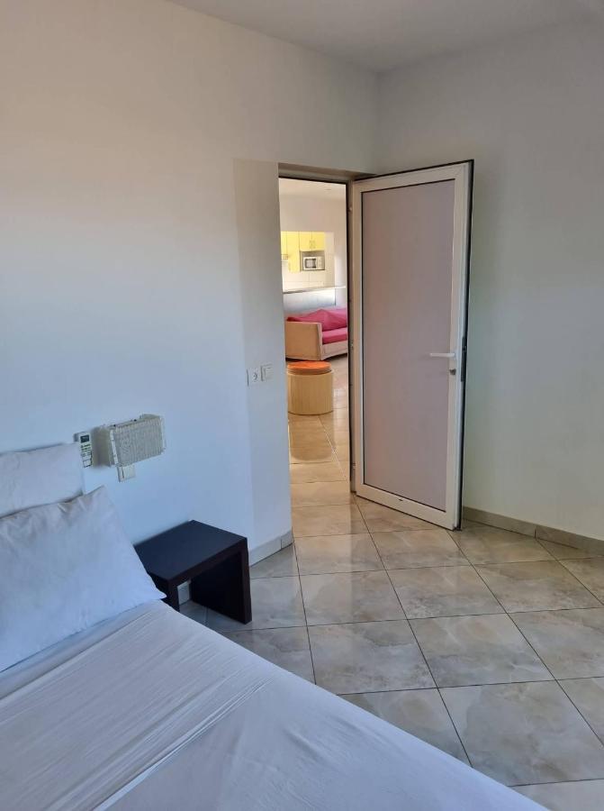 Kokoloko Hotel Амбатолоака Екстериор снимка