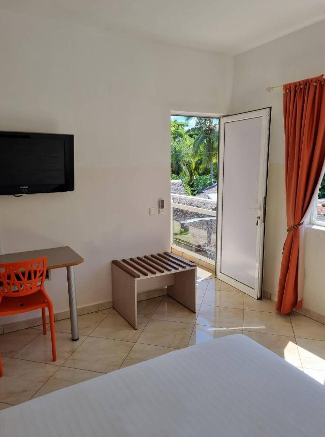 Kokoloko Hotel Амбатолоака Екстериор снимка