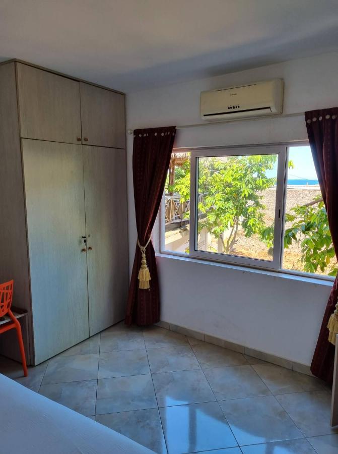 Kokoloko Hotel Амбатолоака Екстериор снимка