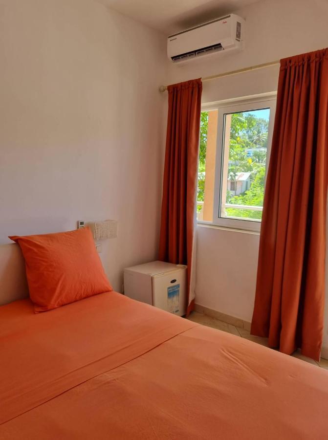 Kokoloko Hotel Амбатолоака Екстериор снимка