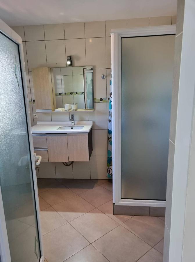Kokoloko Hotel Амбатолоака Екстериор снимка