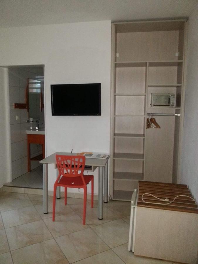 Kokoloko Hotel Амбатолоака Екстериор снимка